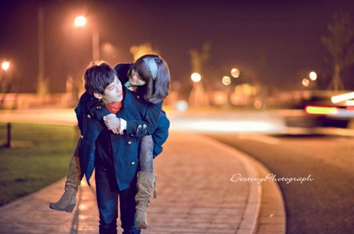 I Cry Just A Little歌词+mp3《歌词适配》